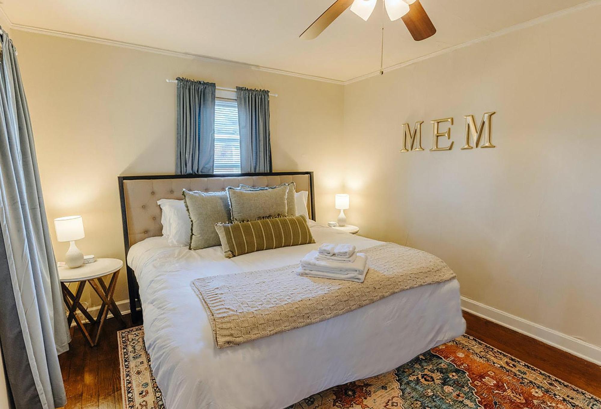 Villa Historic Revival King Bed Liberty Bowl Memphis 893 Esterno foto